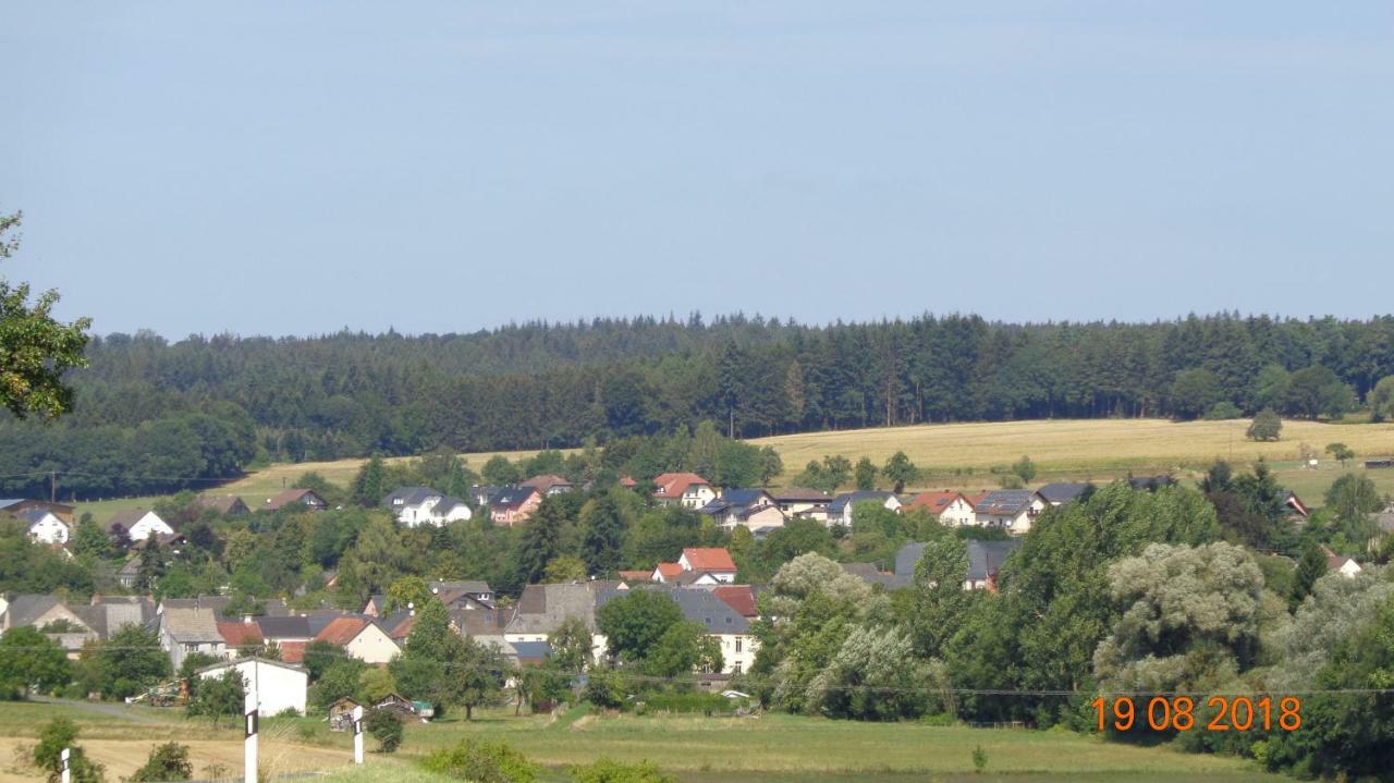 Willa Eifel Ferienhaus Anne Oberkail Zewnętrze zdjęcie